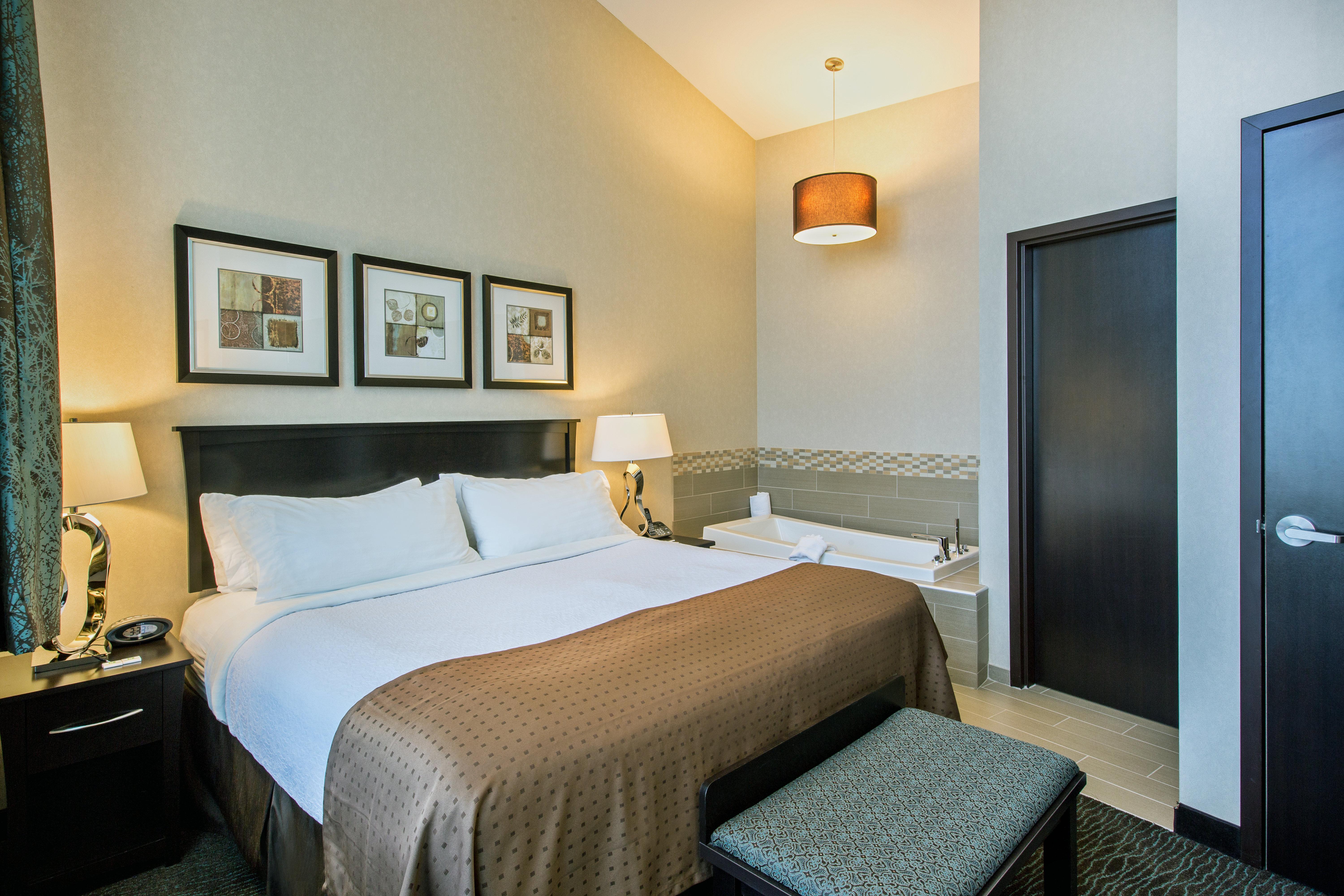 Holiday Inn Saskatoon Downtown By Ihg מראה חיצוני תמונה