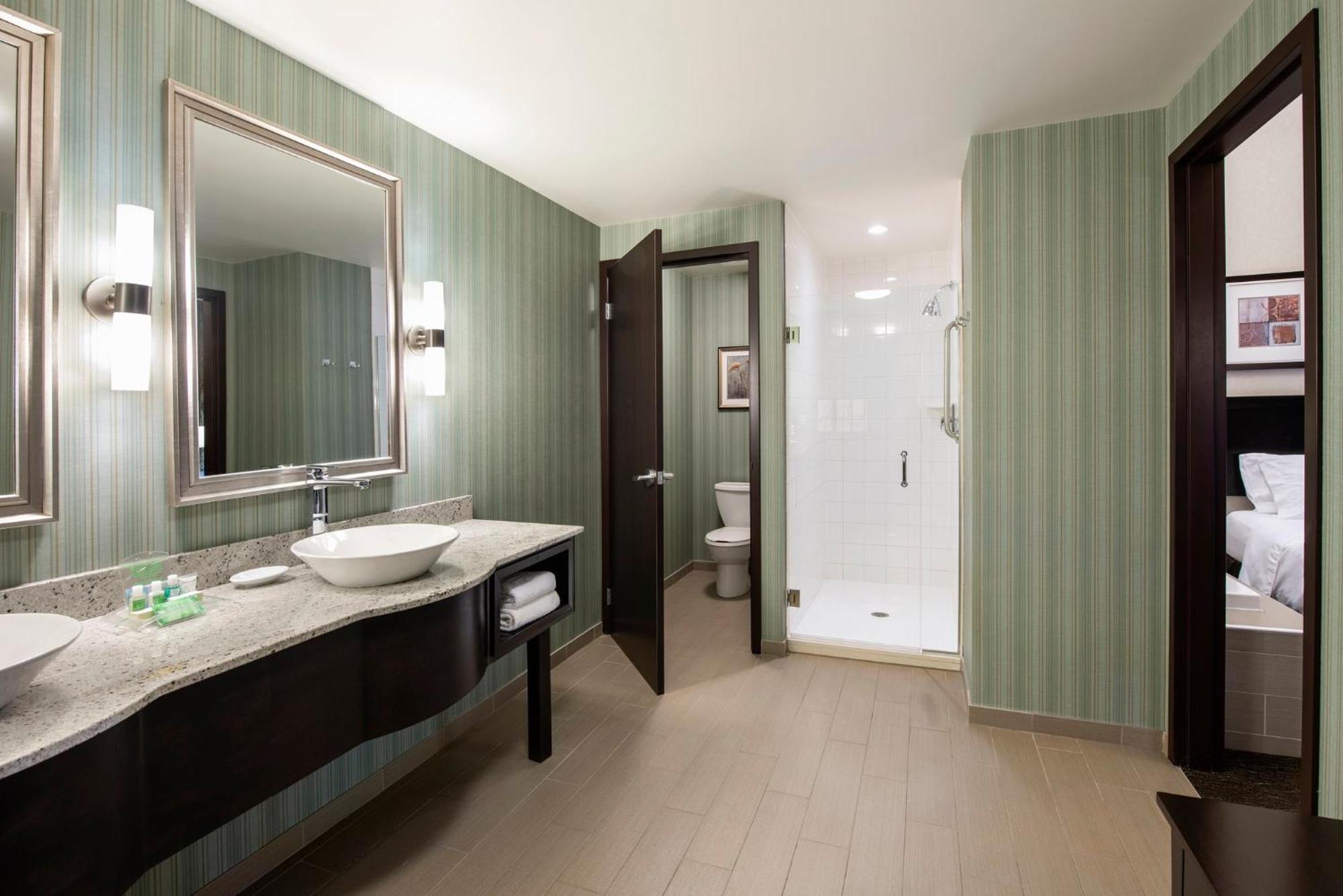 Holiday Inn Saskatoon Downtown By Ihg מראה חיצוני תמונה